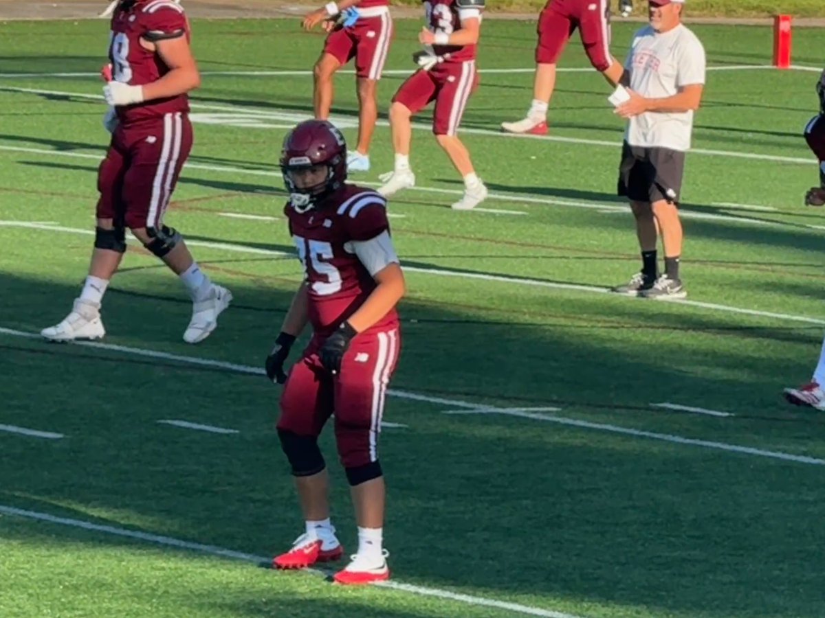 GridironImports's tweet photo. A look around the US at our family doing great things at the High School level
@greeniesports @NorthCrossFB @HmaPrep @BAVikingsSports @PEAFootball https://t.co/UMq9KLfdmV