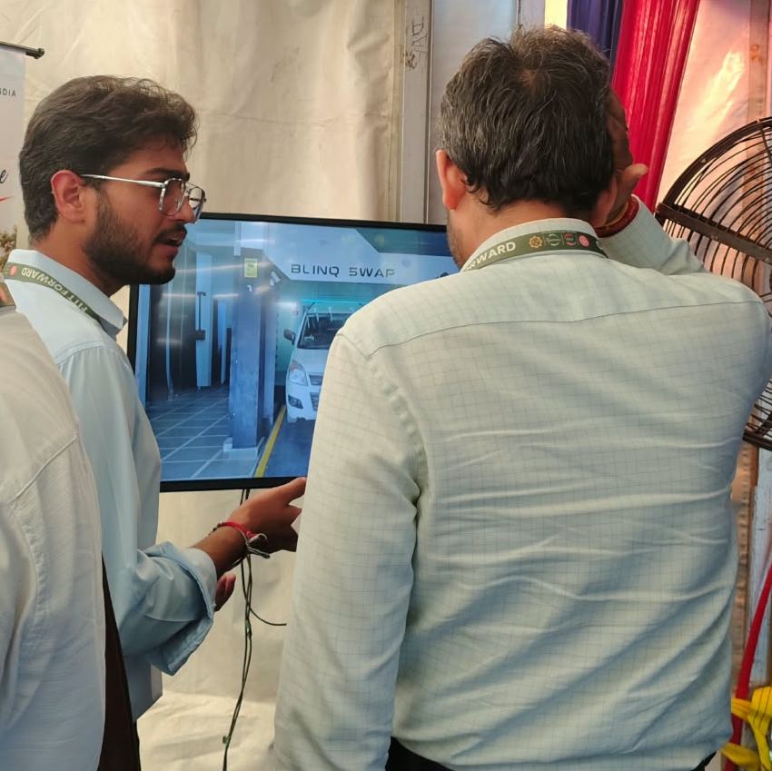 Blinqmobility's tweet photo. Feels good to be back at IIT Delhi, this time with something we’ve built⚡

Blinq Mobility spent 10-11 September at #FITTForward2026, IIT Delhi, with our swap-ready electric car, driven in from Gurgaon and tested on real roads all week🚗 https://t.co/86Wdp7VyMq