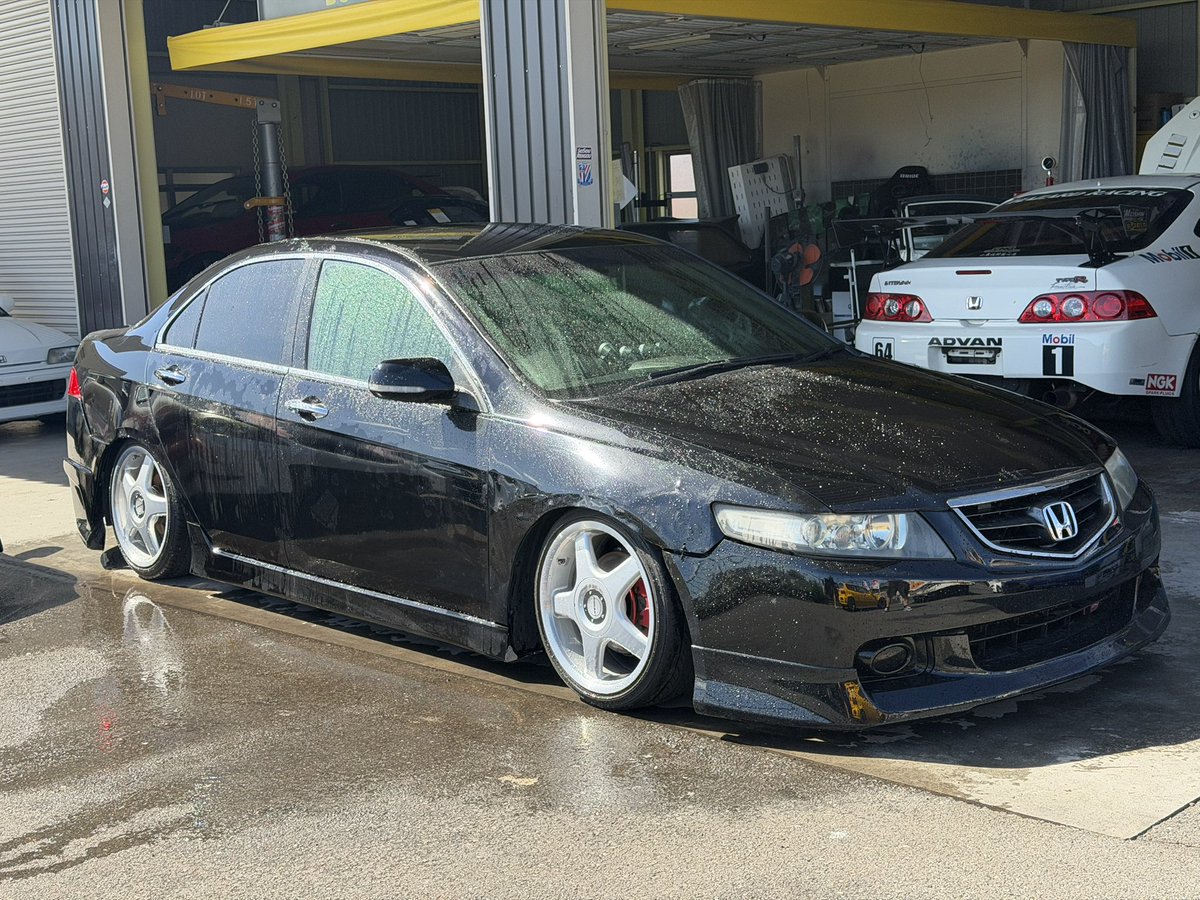seikaauto_jdm's tweet photo. このアコード誰がいらん❓
CL7  K20Aエンジン AT！
H18年  11.6万キロ  車検9年8月まで
車高調   feelsマフラー  
45万でいいんで持って帰って、、
#車売ります https://t.co/tHj1gBZwK1