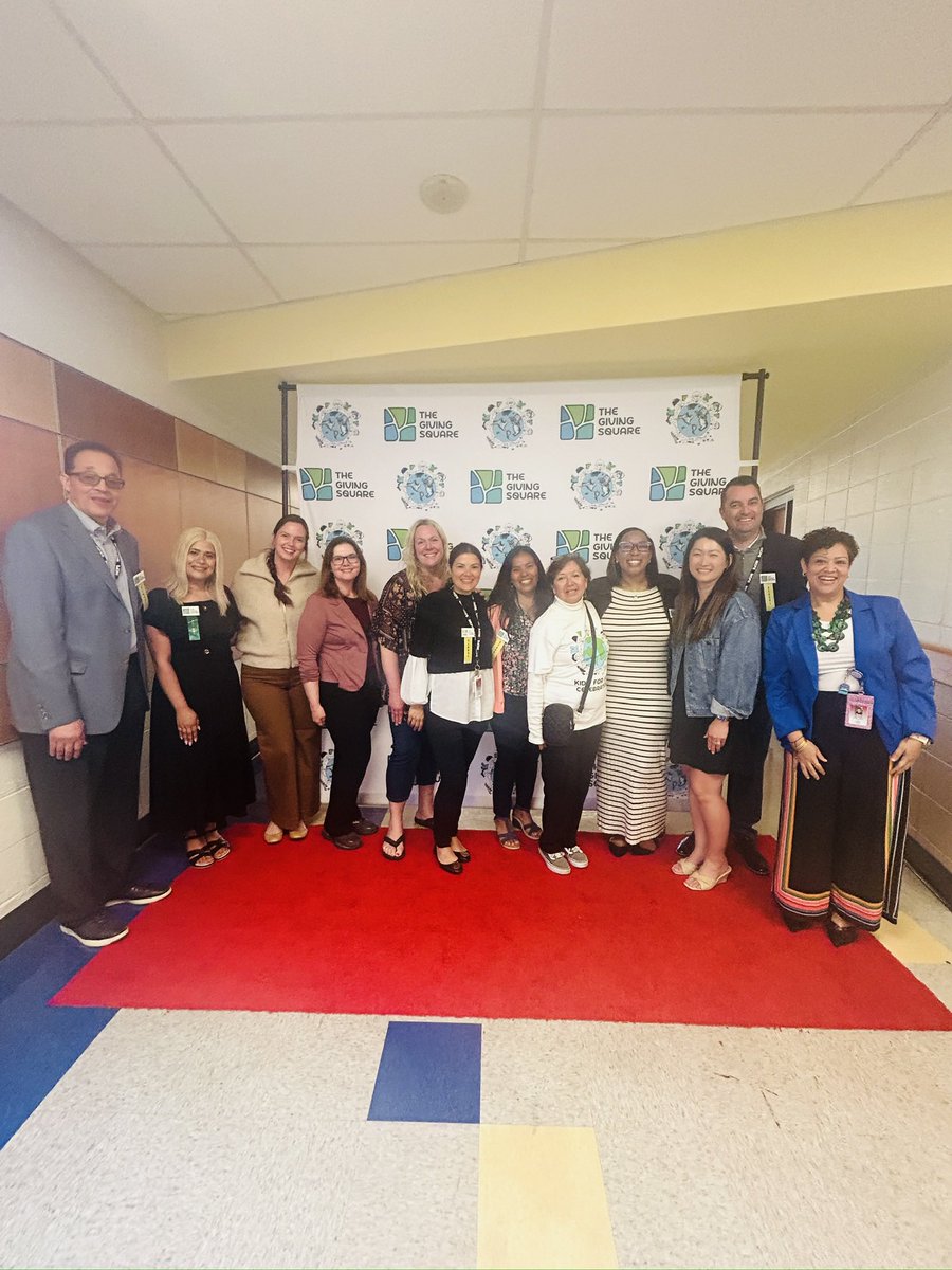 csconnectmcps's tweet photo. We appreciate our Community School Coordinators who diligently serve our students and families! #CoordinatorsRock @CommSchools @MCPS @ThomasTaylorEdD @MdPublicSchools https://t.co/Zk0oeFArNb