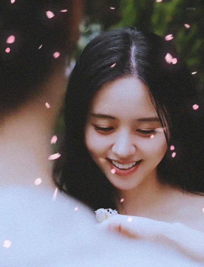 starryyunn's tweet photo. she looks like a bride… 🥹🌸♡
#김소현 #kimsohyun https://t.co/PUERPDJSmx