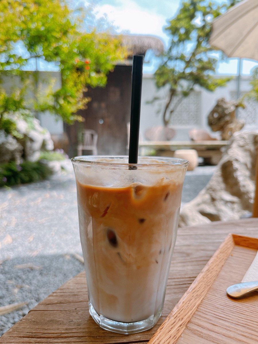 quien561898's tweet photo. Just grabbed your favorite iced latte on the way home u0026 found you left a sticky note that says "can’t wait to hug u" on my laptop. Ordinary days hit so different with you ， https://t.co/3mrfk8tUqs