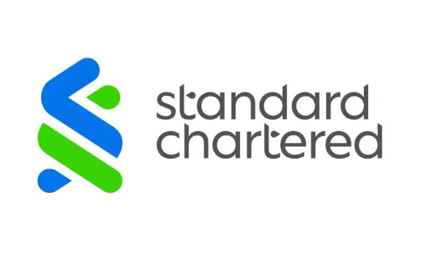 CoinTalkX's tweet photo. JUST IN: Standard Chartered has begun covering @Arbitrum’s $ARB, forecasting a potential rise from around $0.14 to $10 by 2030 as tokenized assets and the planned Robinhood chain could drive significant growth in network fees. https://t.co/FI3XVpSO19