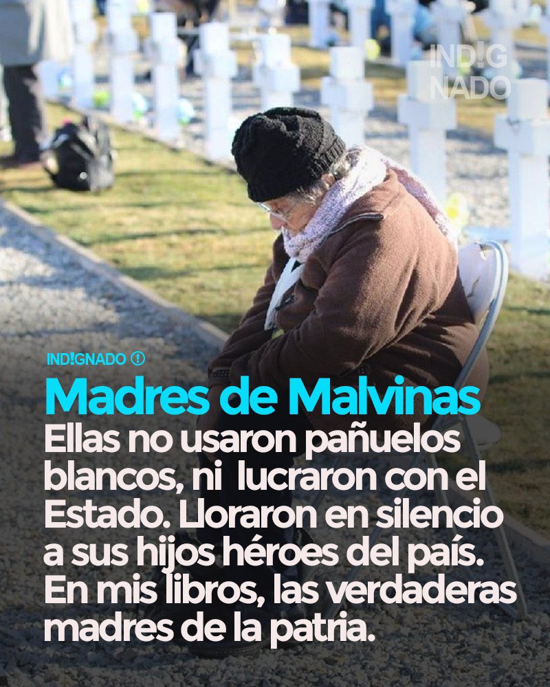 indignadoxd's tweet photo. Madres de Malvinas. Ellas no usaron pañuelos blancos ni lucraron con el Estado. Lloraron en silencio a sus hijos, héroes del país. En mis libros, las verdaderas madres de la patria. https://t.co/y89kUf34zI