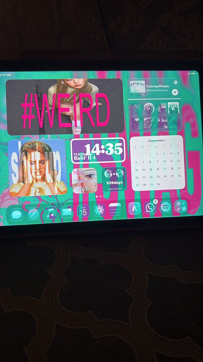 V4DT3's tweet photo. a new look 🤤💘🫰🏿 https://t.co/Q5Stua3s5r