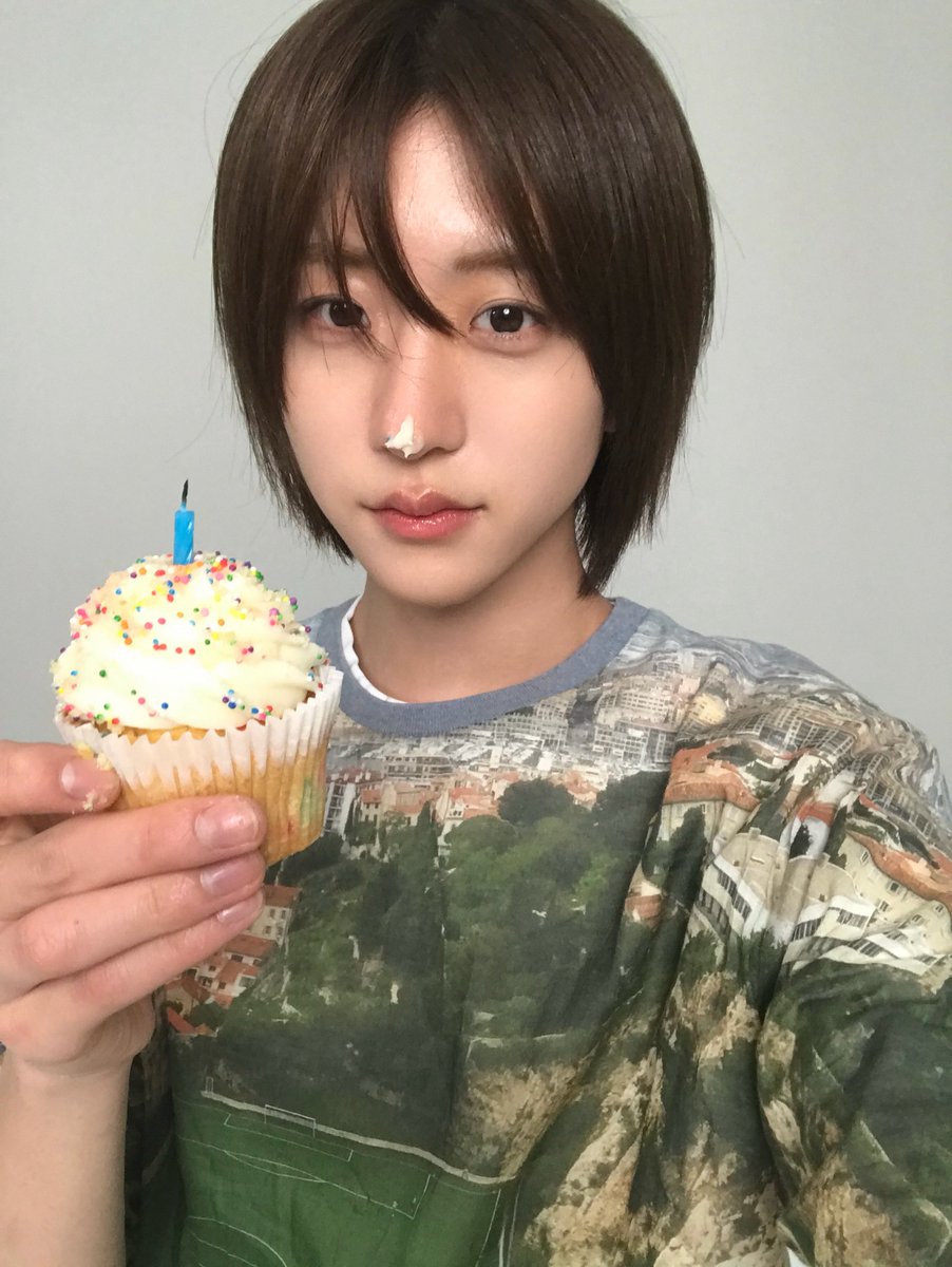 IDID_starship's tweet photo. [🌠] #박원빈_DID
🧁☝🏻🎉

#IDID #아이딧 
#PARKWONBIN #박원빈 https://t.co/mx03FR98AX
