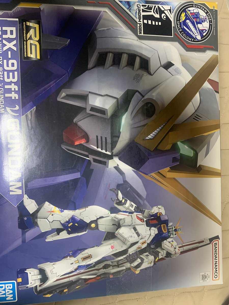 ooisis3791's tweet photo. ブックオフでの購入品です。
RG FFνガンダム　4000円です。
箱焼けのプラモがワゴンに何個か置かれてました。
箱は処分する派なので、問題なしです。
#ブックオフ　#ガンプラ https://t.co/q3ciRb3p0g