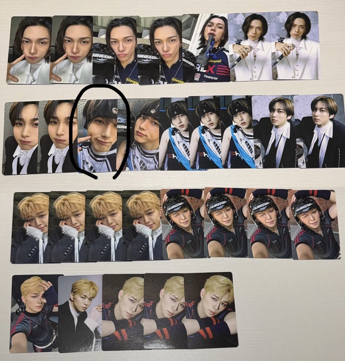 rEy75_eu's tweet photo. @blue_love_aa 検索より失礼致します🙇‍♀️

画像のもの5枚と未使用シリアル3枚との交換は可能でしょうか？
郵便希望です！
ご検討よろしくお願い致します。 https://t.co/ixmwrXWHda