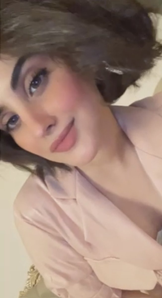 DaveyRedym's tweet photo. عهود عسيري 🇸🇦

اخوها جاني ينبح عند كل تغريده يبي استخدمها بعد ما فتش جوالها و انجن من الي شافه شوفو جمالها بخلي جسمها لي فالخاص 😜

#ديوت_بدويٌّْ https://t.co/CPTDTh1a4P
