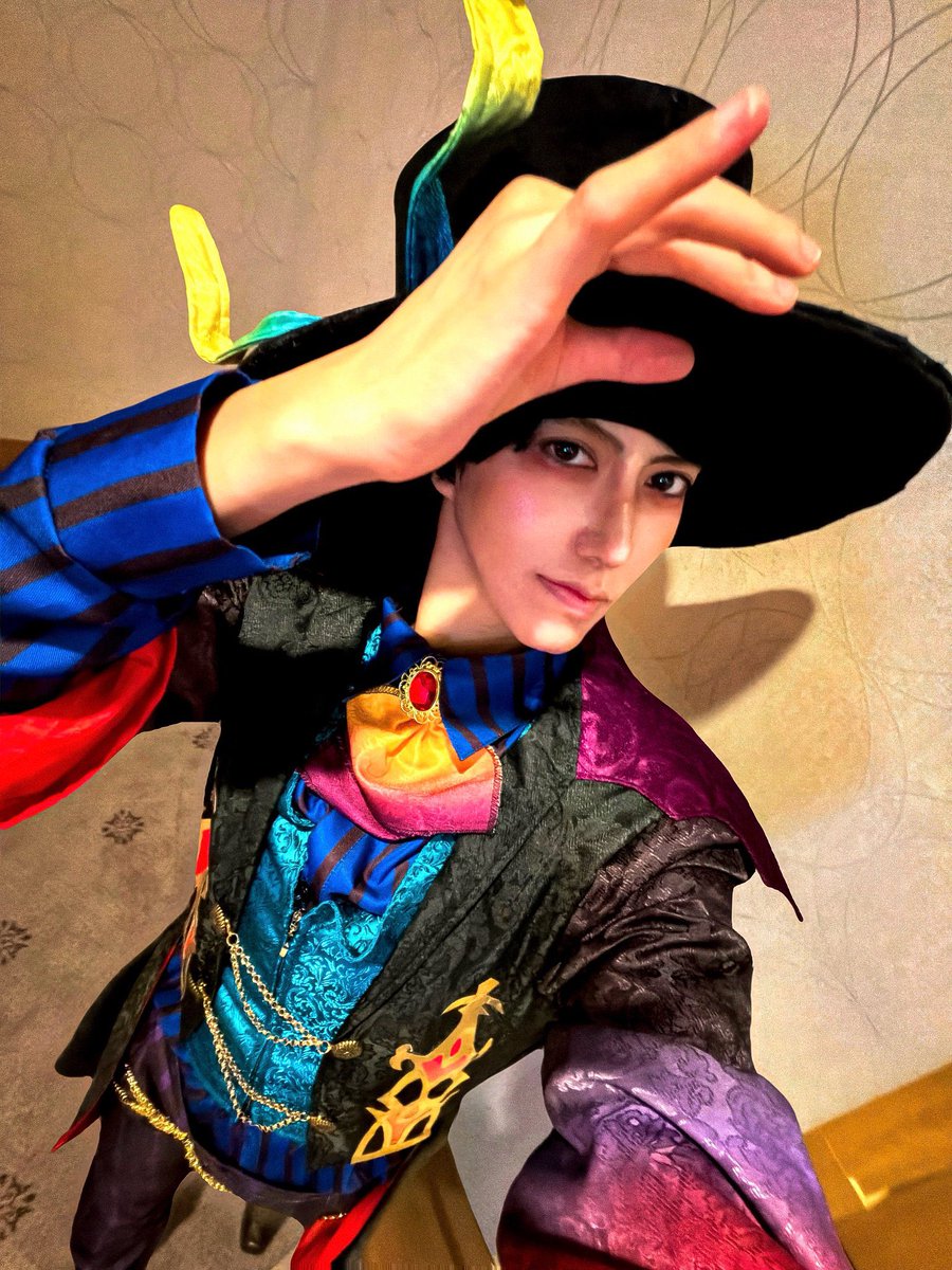 ice_ice_pink's tweet photo. 今年も魅惑と熱狂の
ハロウィンパーティーの幕開けですよ🎃

Happy Halloween https://t.co/QWA8kbYk5G