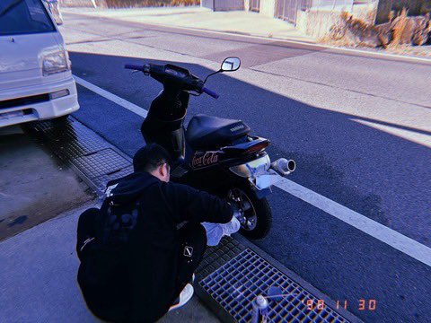 98_cbx_073's tweet photo. 謎にいっぱいいいね付いてる同級生の3yk
平成感が渋い https://t.co/IO6nBkiqAh