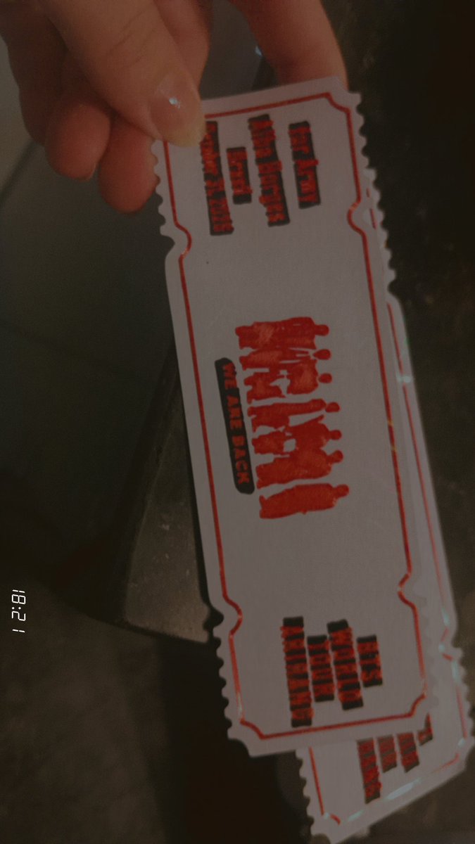 84_Hanny's tweet photo. E vamos de mais fribbes?ksks serão distribuídos 200. Fora os que eu já postei aqui. Ali onde está escrito "for armys Alba"  vai ficar em branco, para quem receber por o nome. Por aqui a impressora não para de trabalhar hihi🤭💜
#BTS_WORLDTOUR_ARİRANG
#BTS_ARİRANG https://t.co/xMObLNdnsW