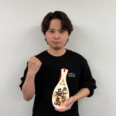 howtoai_'s tweet photo. #新しいプロフィール画像 https://t.co/9uIQ6dxrUA