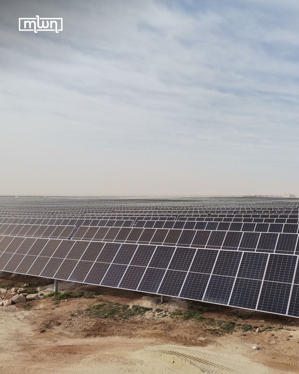 MoroccoWNews's tweet photo. Morocco has taken another step toward a more flexible renewable energy system after #OCP Green Energy powered up the country’s first large-scale lithium iron phosphate (#LFP) battery storage facility at Benguerir.
The 25 MW/125 MWh Battery Energy Storage System (BESS), located at @OCPGroup's Benguerir mining site, can hold enough electricity for up to five hours. Its activation marks the start of a gradual commissioning process ahead of full operation.
The project addresses one of the central challenges of solar power: production follows sunlight, while industrial demand does not.
At Benguerir, the #battery system will allow OCP to save part of the electricity produced by its #solar plant during the day and use that power later, particularly during periods of peak demand.
This will give the industrial site greater control over when it uses #renewableelectricity and reduce its reliance on power from the grid at more expensive peak-hour periods.
Once fully operational, the system is expected to cut the site’s electricity bill by 25% during peak hours.
Read more: https://t.co/61HyNTohtA
#Morocco #RenewableEnergy #EnergyStorage #BatteryStorage #CleanEnergy #OCP #OCPGreenEnergy