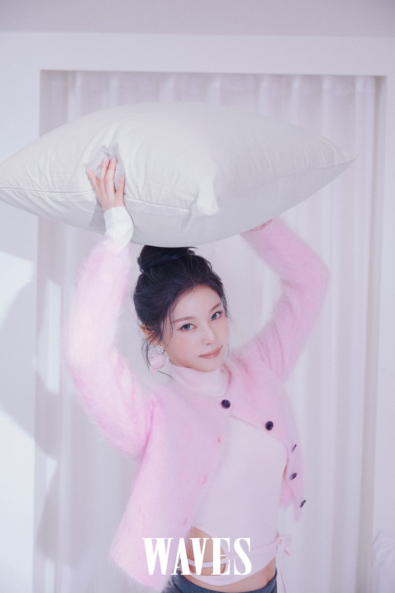nmixxpics_'s tweet photo. JANG KYUJIN FOR WAVES MAGAZINE https://t.co/03l4kBURr7