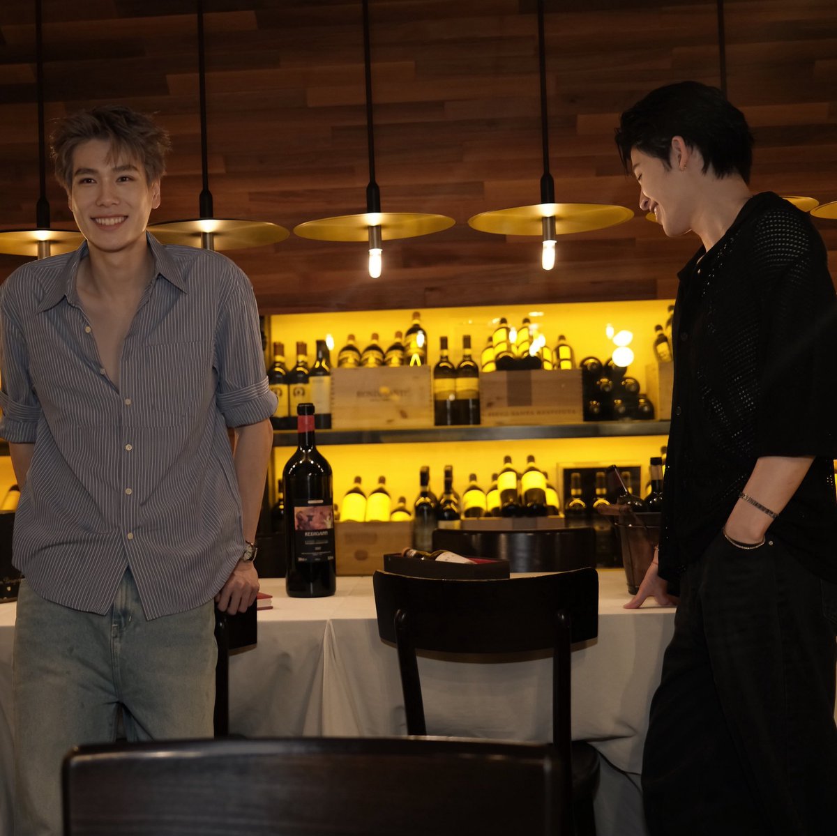 seetheright_1's tweet photo. น่ารักจัง มากินข้าวกับใครคับ        กับกู https://t.co/L1QSV5MIGL