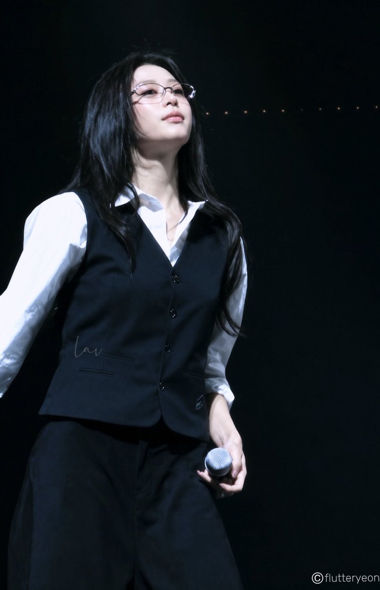 flutteryeon's tweet photo. [260912] mother #ahyeon https://t.co/xOG8qgE5on