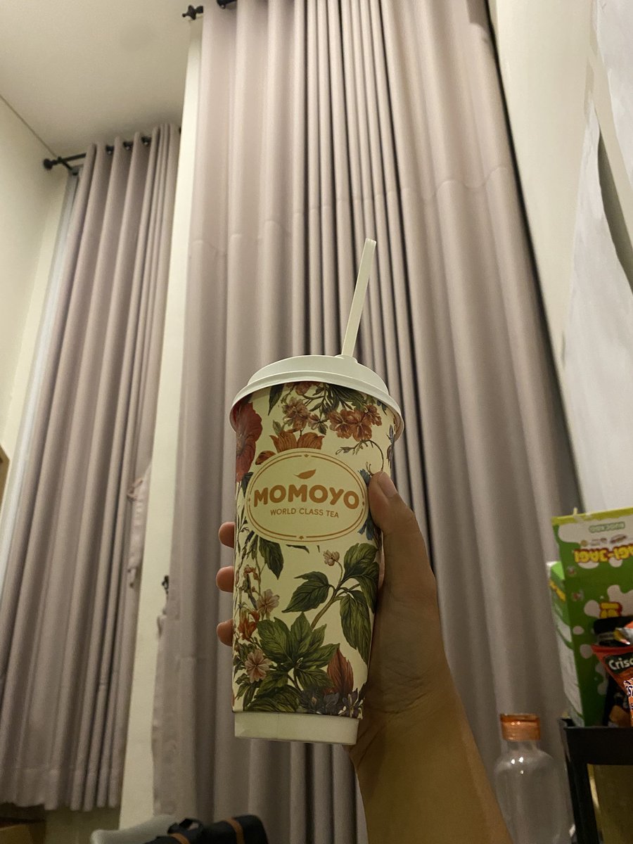 curveii's tweet photo. @wiispie momoyo plis https://t.co/VaMHHql1Lv