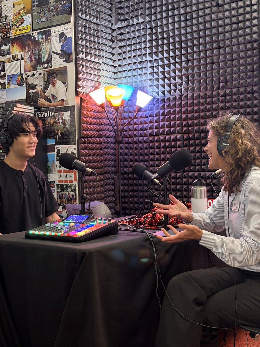 DrJenforTexas's tweet photo. Highlights of campaigning is the opportunity to meet and speak with people like Ron, a student at Lake Travis High School. Ron is a history and public policy enthusiast who, no doubt, will be a positive force for our nation. He invitee me for a conversation on his podcast. https://t.co/tGJVQwHuOy