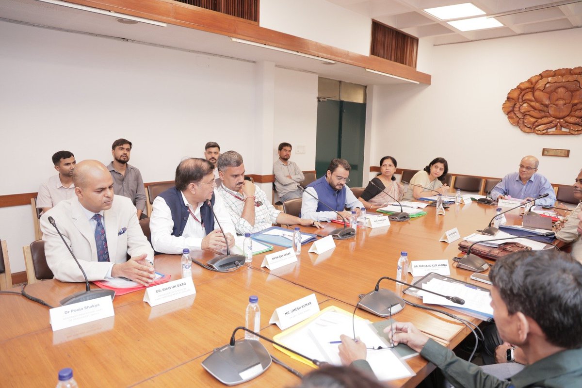 NACOINDIA's tweet photo. Integrating Mental Health into HIV care

A consultation on “Integration of Mental Health Services with ART Services under NACP”, chaired by , Dr. Rakesh Gupta, AS & DG, NACO, @MoHFW_INDIA was held today at India International Centre, New Delhi.

Highlighting that “the last mile may be behavioural rather than biomedical,” Dr Gupta called for simple, feasible and scalable convergence between NACP & NMHP to address behavioural and psychosocial factors affecting testing, linkage, adherence and retention.

The consultation brought together senior officers from NACO & NHMP, State Programme Officers of NMHP & SACS, subject experts from @NIMHANS_BLR , @delhiihbas, @aiims_newdelhi, @ICMRDELHI & @DirectorLHMC and representatives from @WHO,  @CDCgov, @UNAIDS, @AllianceinIndia, @Jhpiego, @fhi360 , @SAATHII & @HLFPPT, along with ART Centres, private hospitals and communities.