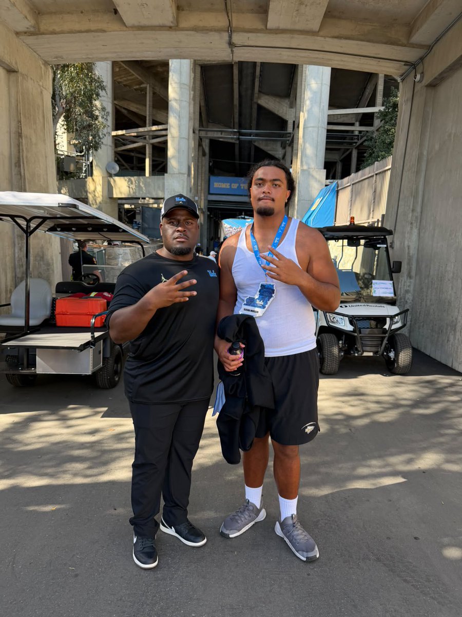 UnkoJD's tweet photo. UCLA recap! Can’t thank my USO @CoachMarshawn enough for making this happen! @CoachTOAF made the call, Shawn told us to pull up, them TOA BOYZ was good to go! Had a great time with UCLA this past weekend! RECRUIT OUR KIDS! BATTLE TESTED! 🫡🫡🫡 #TeamTOA #TOABIG #TOABOYZ https://t.co/K8IWCxPEwz