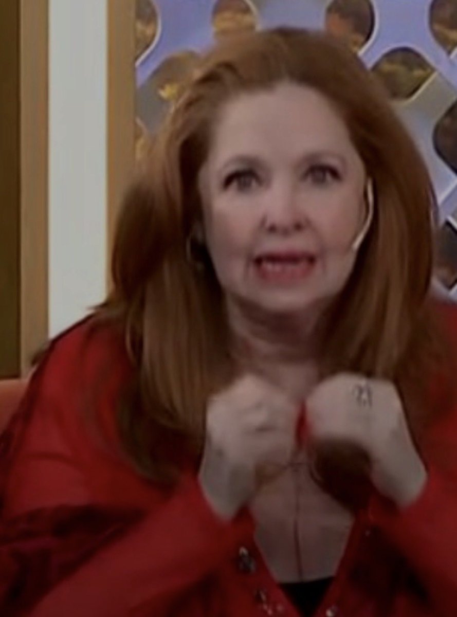 emmastefanieok's tweet photo. Lo peor que le pasó al formato de GH

Sol al 9009
#GranHermano https://t.co/HHJQodoP2O