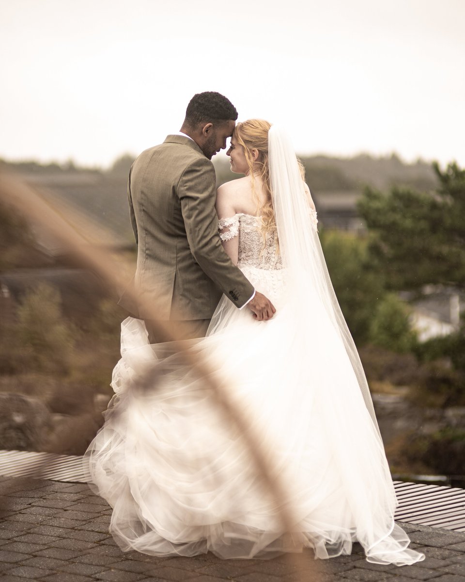 mrsplaystuff's tweet photo. Got beat up in Tekken, now married https://t.co/sHmqvxAPdG