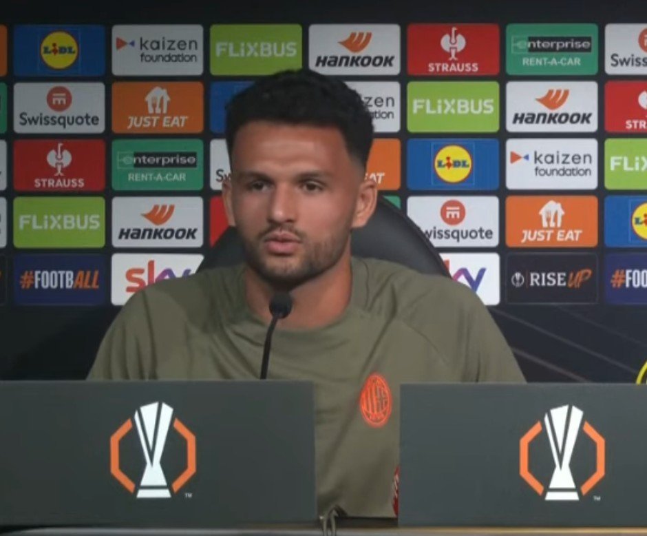 jasharismooo's tweet photo. "Goncalo come mai ancora 1 gol in questo inizio di campionato?"

"La risposta è molto semplice , provaci tu a giocare con due disabili come estupinian e Loftus Cheek" https://t.co/0dBDet39HB