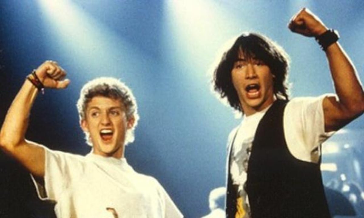 MsdDemonette's tweet photo. @keanureevesmr01 How can you ask that and not have B&amp;TEA? https://t.co/hXMRxsoj4l