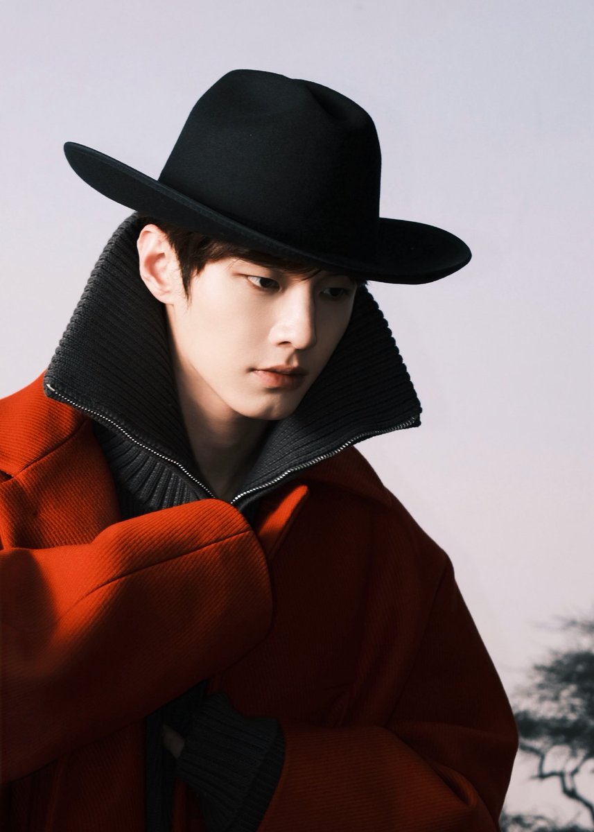 itssharkxx's tweet photo. โผล่มาแค่ตาก็หล่อ https://t.co/lsFjW6vEb4