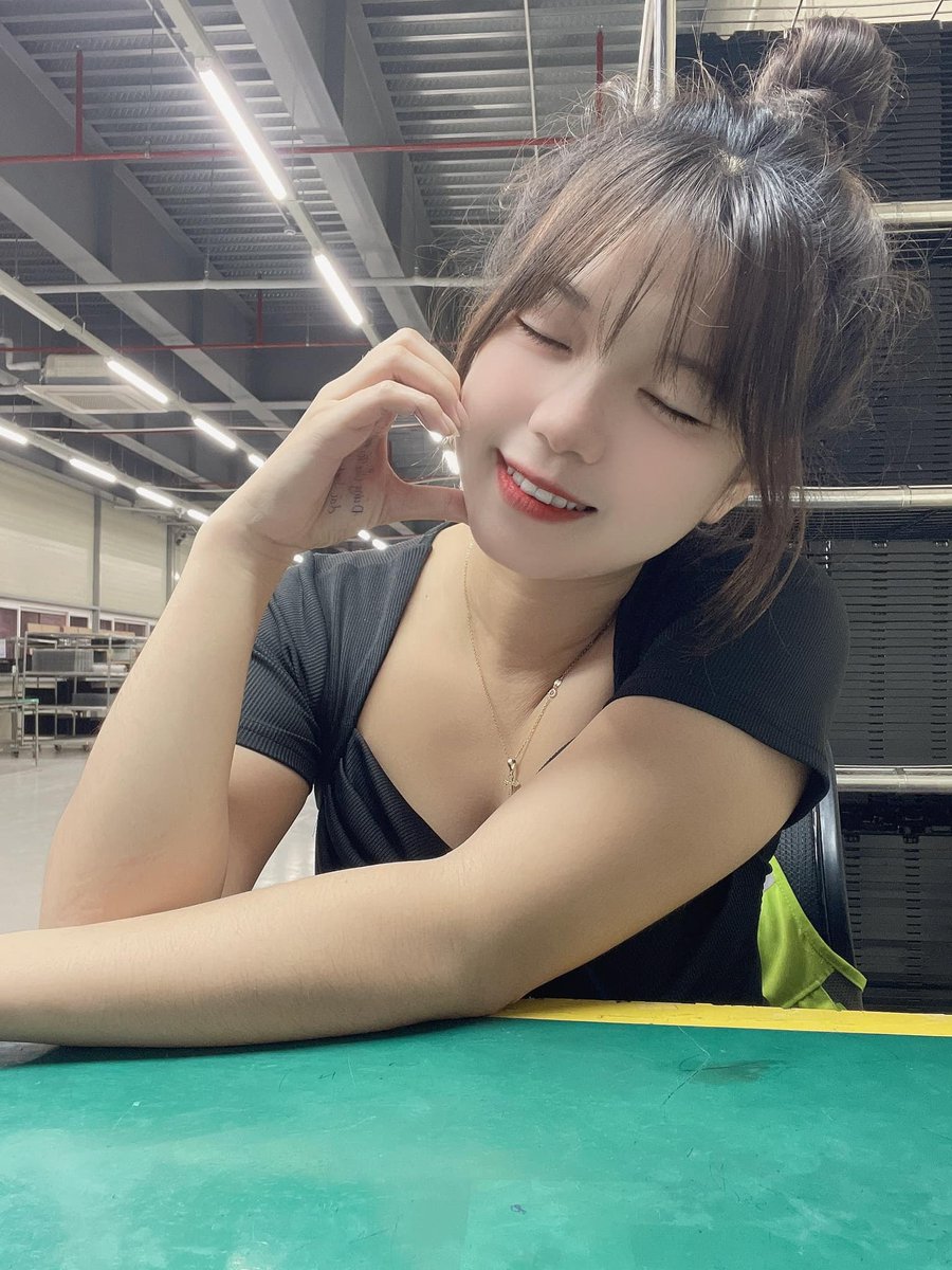 guillotolifa's tweet photo. 如果​今天有点累，给朋友打⁠个电话，答案​不必⁠马上出现。 https://t.co/CRy92jA9lm