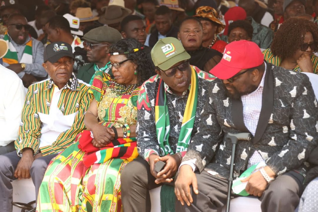 gomoralindani's tweet photo. CELEBRATING 84 YEARS
Leaders, delegates and community members have come together in Mvurwi to celebrate President Dr Emmerson Mnangagwa’s 84th birthday alongside the 3rd edition of Munhumutapa Day
#EDat84 https://t.co/nNoLWjl4tI