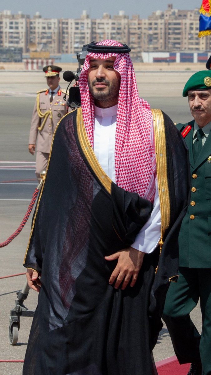 TRNP_0's tweet photo. أرحب أرحب أرحب 💚

ســـيـــدي ولي العهد من مصر 🇪🇬🇸🇦

 #محمد_بن_سلمان_في_مصر https://t.co/xdZhk6PZJA