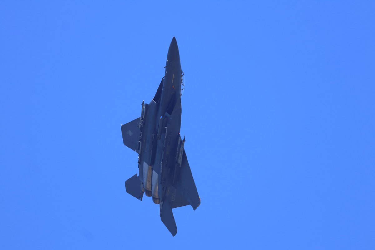 somat_ta's tweet photo. 韓国の南側にある基地とSpace Challenge 2026 in Seoulで撮ったF-15K
コンフォーマルタンクが付いていて迫力があるんですよね~
エアショーに行く準備を始めなきゃな~
#Boeing
#McDonnellDouglas
#F_15
#F15
#F_15K
#F15K
#SlamEagle
#ROKAF
#SpaceChallenge
#SpaceChallenge2026
#SeoulAirbase
#RKSM https://t.co/jQ5dcJSYSy