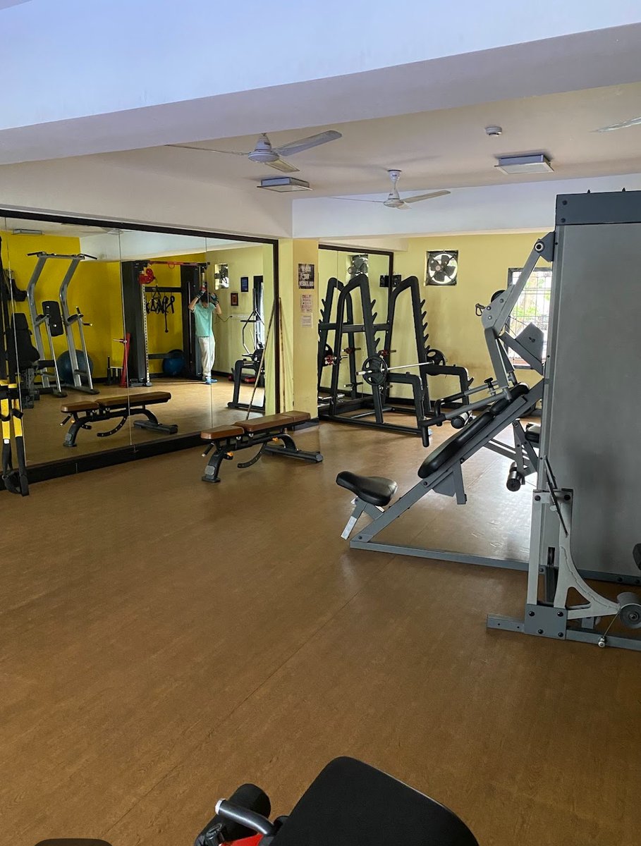 realanishgupta's tweet photo. Good for travelling to Koramangala, HSR, BTM Layout, JP Nagar, Jayanagar, MG Road. ORR is 1.5 km away.  

Great society: swimming pool, gym, indoor badminton, tennis, squash, basketball, table tennis and more.

If you're interested, fill out this form.
https://t.co/HewD39O48C https://t.co/r7iTWvGiom