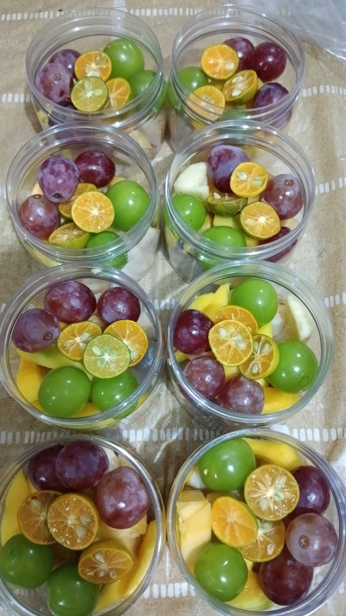 icecoffemocca's tweet photo. Hallo moots aku open
🍎ASINAN KIAMBOY🍎

-Isian :
Apel
anggur globe ungu
anggur shine Muscat hijau
kalengkeng
nanas
salak
mangga
jeruk songkit
kiamboy

Uk 400ml
💸 40k
📍Dom DEPOK
📦Pengiriman PAXEL,LALAMOVE,GO SEND https://t.co/J5qXKrHZSf