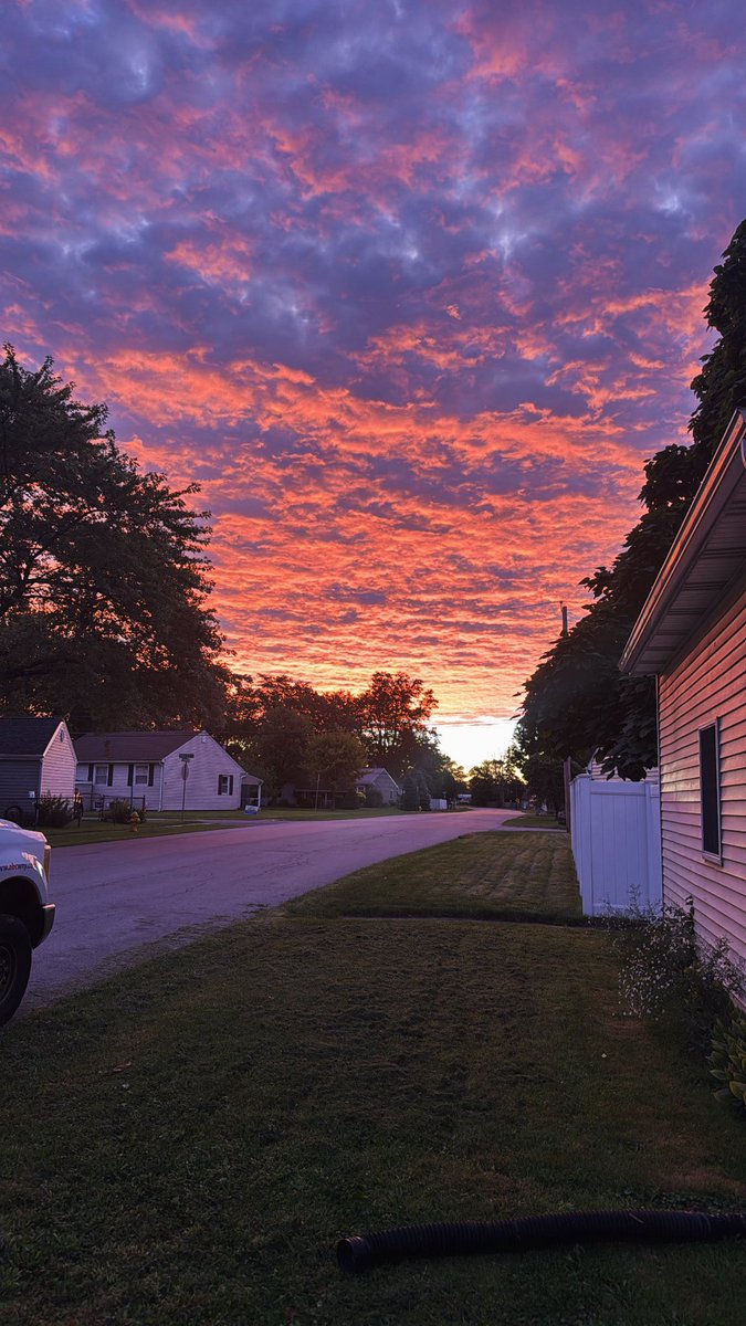 jql7n's tweet photo. morning beautiful https://t.co/4qPyIuh6O9