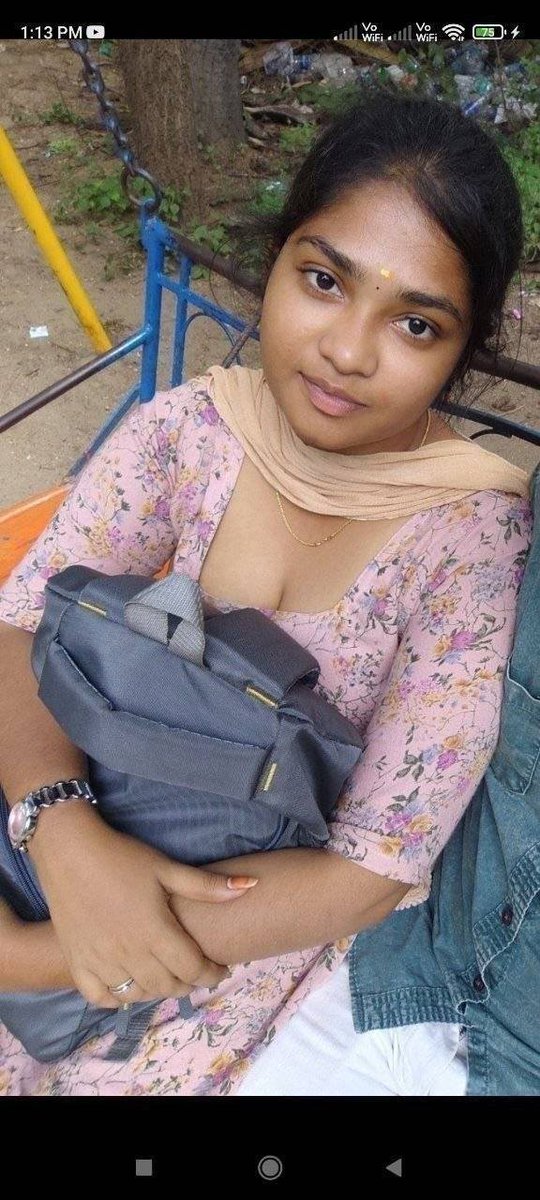 supriyasx's tweet photo. என்னுடைய முன்னாள் காதலி திருமணம் ஆன பின்பும் என்னை காதலிப்பதாக கூறுகிறார்😱 https://t.co/mFH9RSiu71
