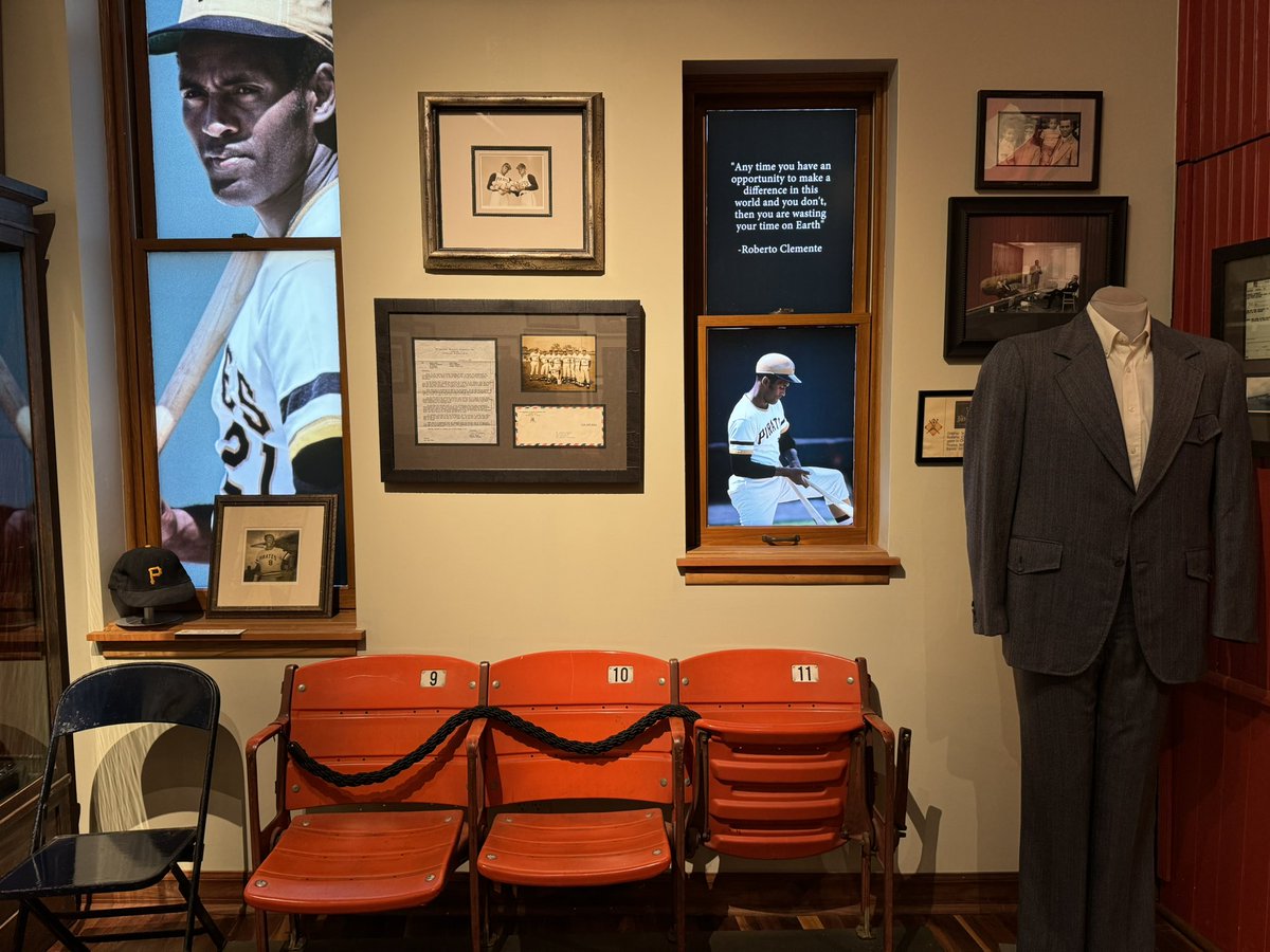 skok_addison's tweet photo. Roberto Clemente Day. 💛❤️

Roberto Clemente has always been one of my favorite players. Getting to visit the Clemente Museum made it even more special. 

What an amazing player and person!! 

 @ClementeMuseum @Pirates @MLB
@RClementejr21 

#RobertoClementeDay  #Clemente https://t.co/LFbeBuFS2Z