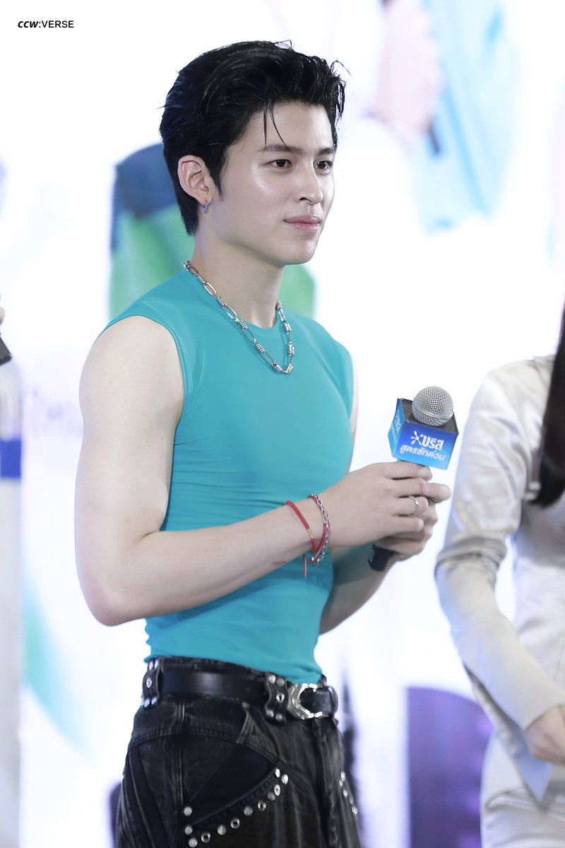 ccwverse's tweet photo. ใครเอาปอนไปซักด้วย ขาวเกิ้นนน 

POND GEMINI WITH BREEZE

#บรีสซักด่วนxปอนด์เจมีไนน์
#ppnaravit @ppnaravit https://t.co/6gO0EghGF0