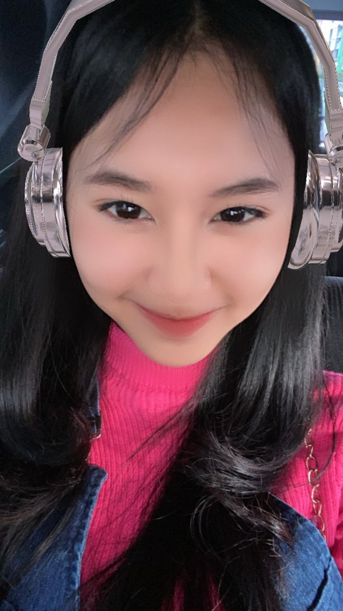Alamanda_INA's tweet photo. Dedek @Alyaamandafth_ lagi apa ya🤔 https://t.co/QQC5cSHIIU