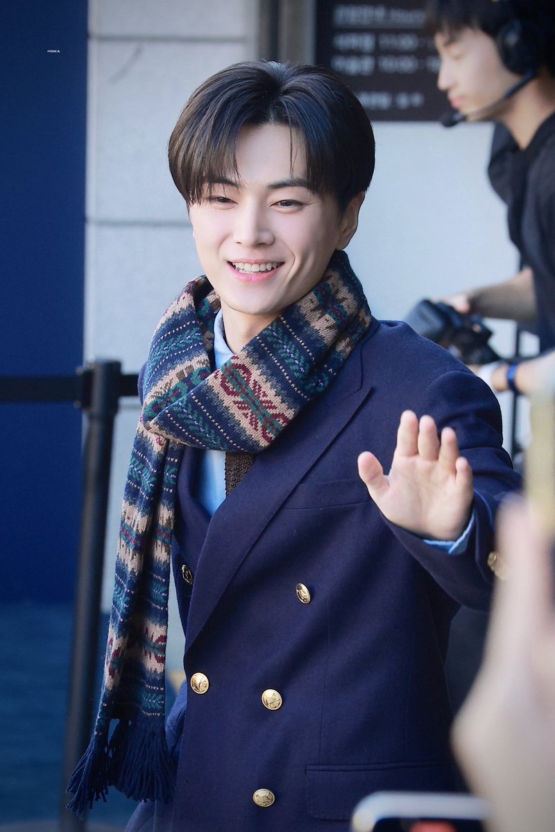 jaymyrxckstar's tweet photo. 260915 폴로 랄프로렌
#제이 #JAY #ジェイ #엔하이픈 #ENHYPEN https://t.co/BJysyuvkig