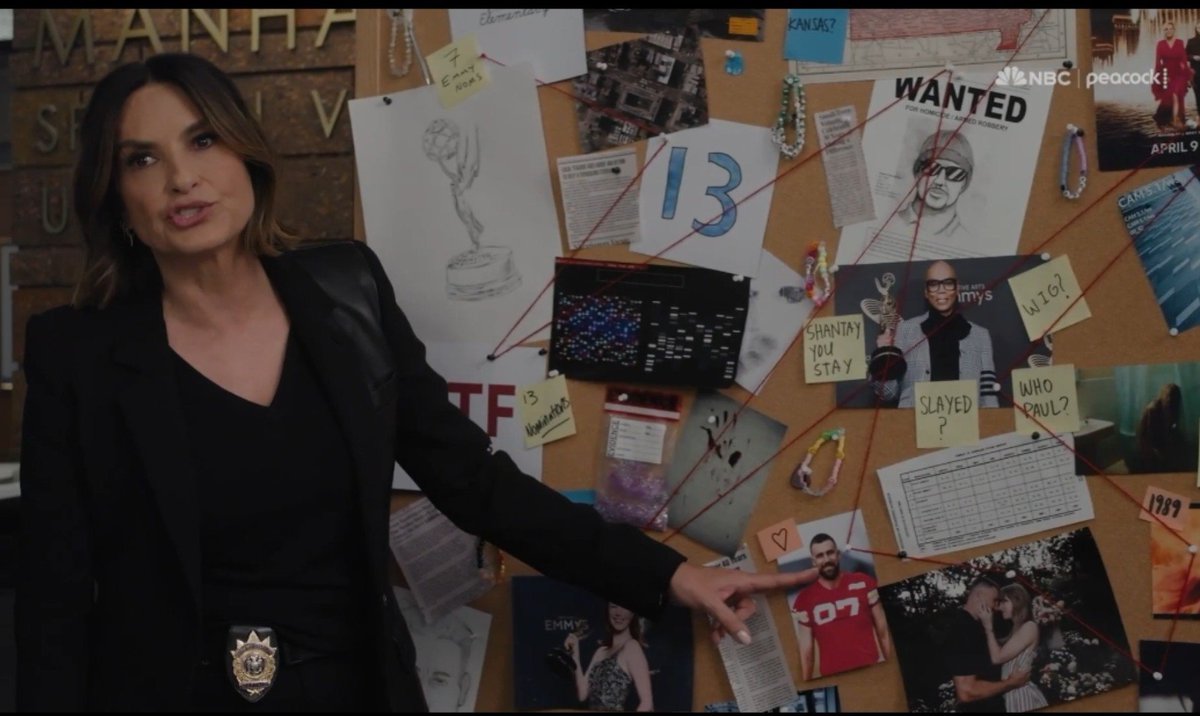 SofterThnAKittn's tweet photo. "She's not gonna be there because her husband's got a work thing." I'm sure Travis is giddy af he gets to be included in funny skits about swifties and Easter eggs now. https://t.co/GpiUmnWo7I