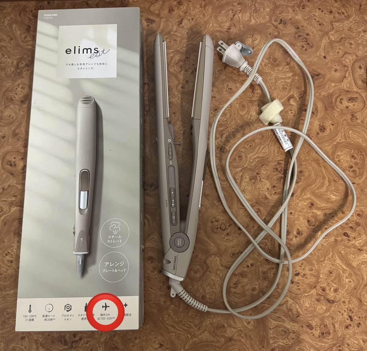 theministhemin's tweet photo. แนะนำซื้อที่ ญป เลยค่ะ เลือกแบบที่เป็นใช้ไฟได้ทั่วโลก

พิกัด : ดองกี้ / bic camera

จุดสังเกต : จะมีสัญลักษณ์รูปเครื่องบิน แล้วก็จะเขียนไว้ว่า 海外OK

เราใช้ของแบรนด์ elims มีทั้งที่หนีบผม&amp;ที่ม้วน

ใช้มา 4 ปีแล้ว ใช้ที่ ไทย ญป เกา จีน ฮ่องกง มาเก๊า ไฟแรงทุกที่

#รีวิวญี่ปุ่น https://t.co/3vc5p4PR5n