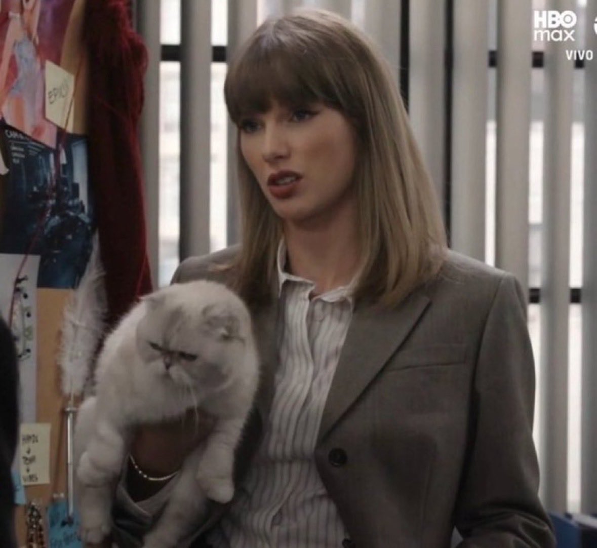 folkvrep's tweet photo. 🚨 SPIEGAZIONE E TEORIE SU COSA È SUCCESSO QUESTA NOTTE CON TAYLOR SWIFT, DEBUT TV E REPUTATION DELUXE - a thread

(disclaimer: questo thread è fatto per puro divertimento) https://t.co/EZLNTtRPL7
