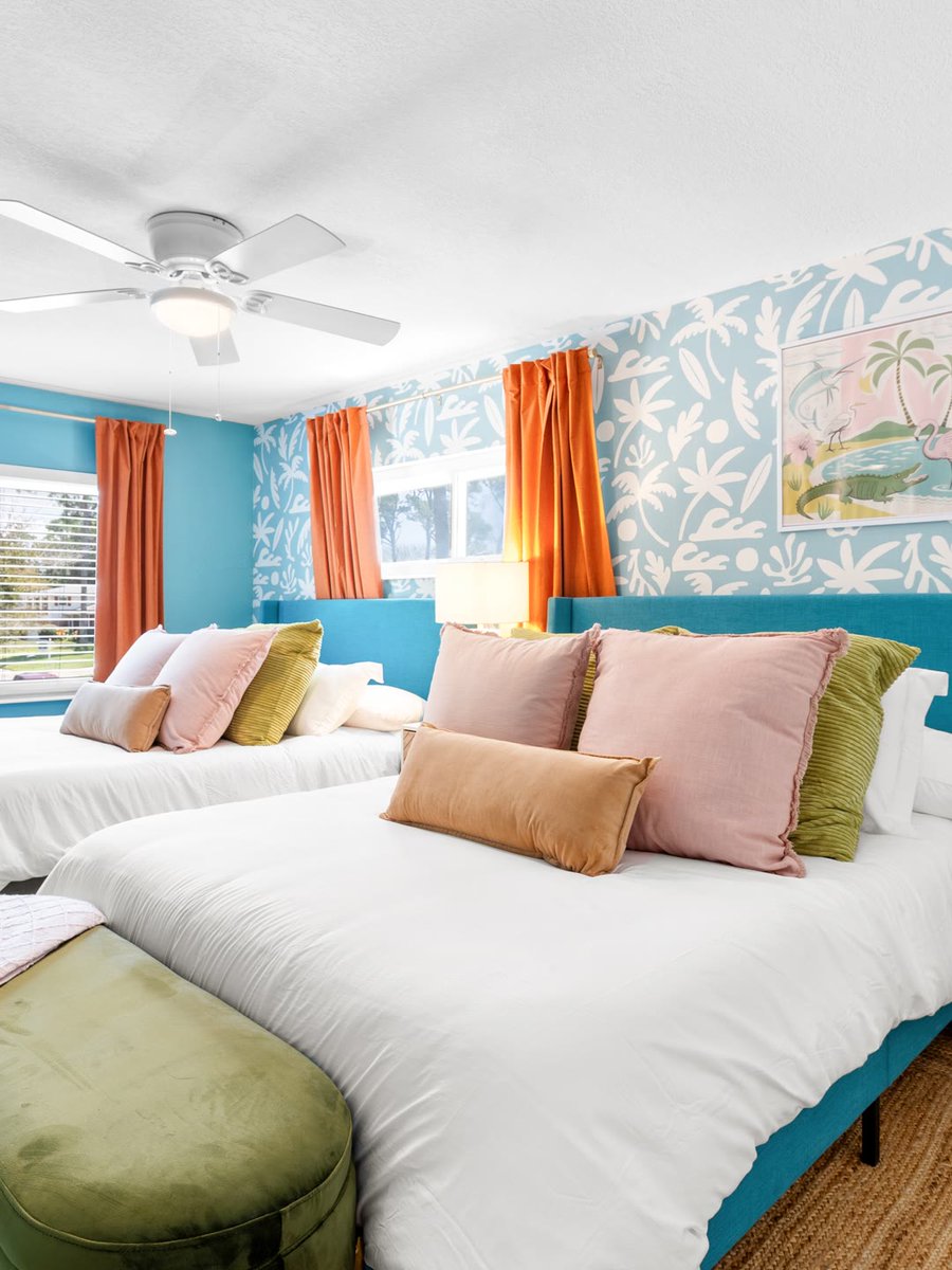 funkitco's tweet photo. A Florida property we're completely obsessed with.

Interior design alone rarely differentiates a short term rental. STR design is the whole property.

#airbnbdesign #rentalproperty https://t.co/mE3itvD3nN