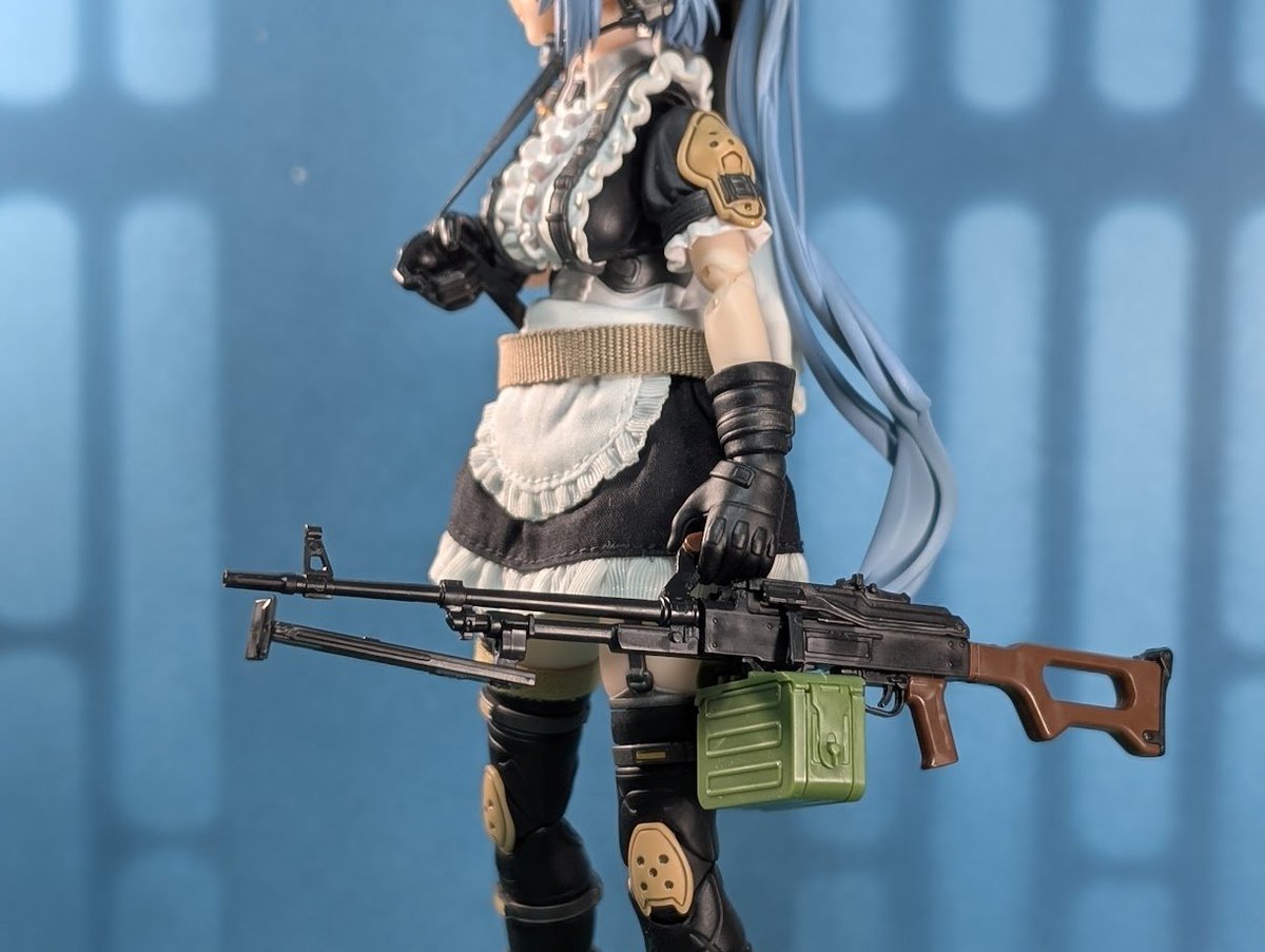 M4A3105's tweet photo. 「キャリングハンドル」(提把, carrying handle)
#深夜の小武器庫部
#LittleArmory
#リトルアーモリーを装備
#蝸之殻 https://t.co/HsL8DIy55i