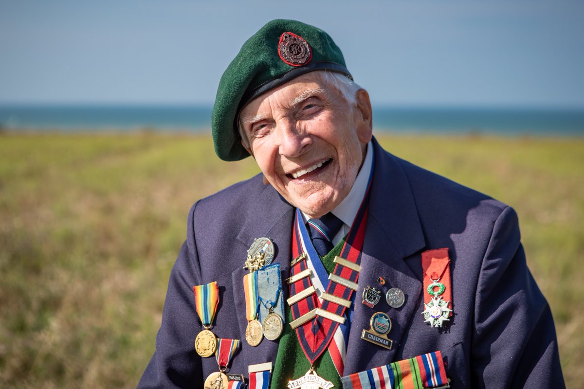 britishmemorial's tweet photo. D-Day Veteran Harry Billinge would have been 101 today. One of our first Memorial Ambassadors and an extraordinary fundraiser.

Happy Heavenly Birthday,  Harry. ❤️ https://t.co/RrYaBaNVok