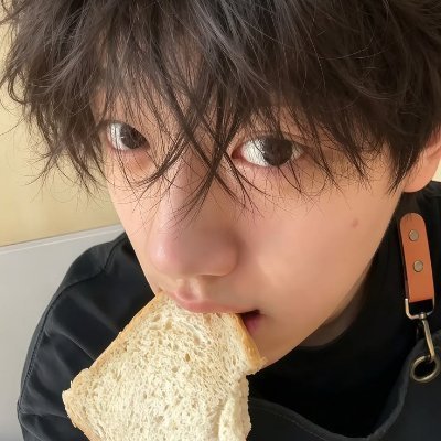 sexbrutall's tweet photo. #renpic with @rexonarea ini roti juga kan? https://t.co/esIFZeYyrM