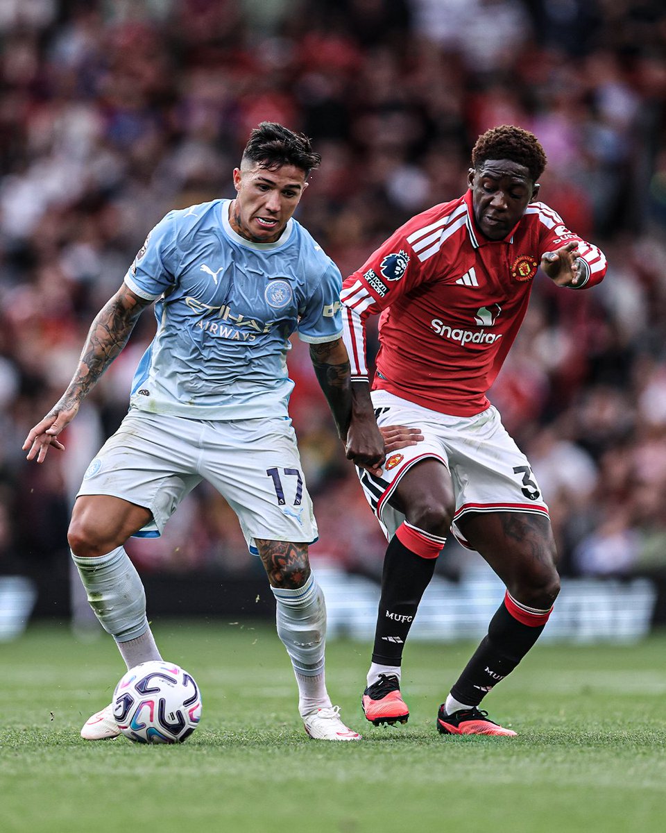 ESPNUK's tweet photo. Enzo Fernández created more big chances than the entire Man United team during the Manchester derby 🔑
 
(via @WhoScored) https://t.co/xvOtm7PHqe